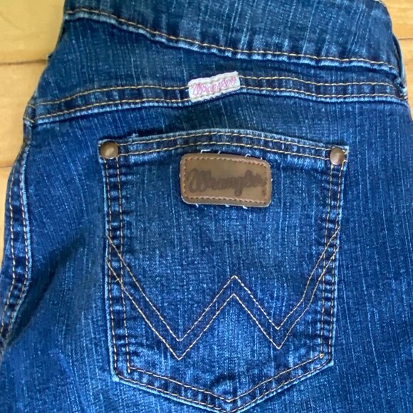 Vintage Wrangler Premium Patch denim jeans Made in Mexico Rarely worn - Picture 6 of 9